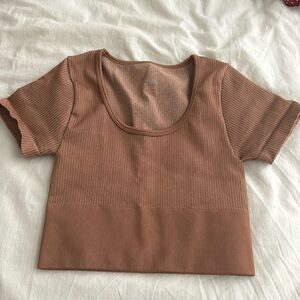 Aerie offline short sleeve crop top